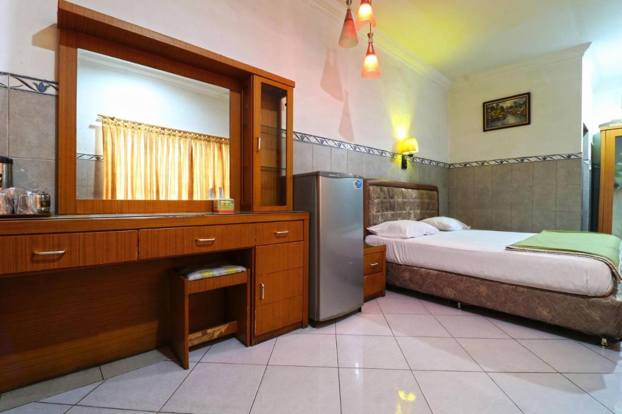 Hotel Melati Медан Екстер'єр фото