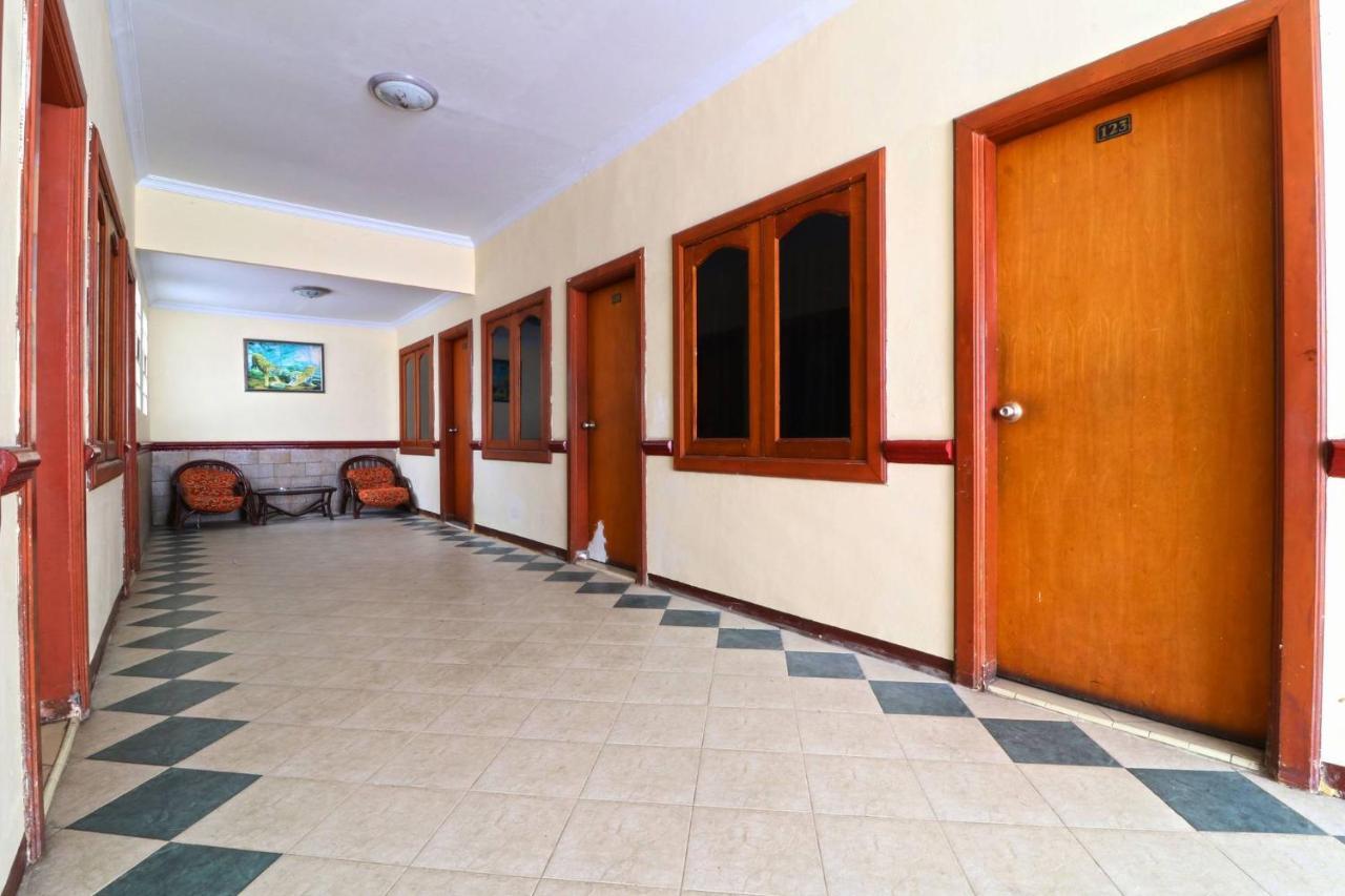 Hotel Melati Медан Екстер'єр фото